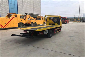 新港路非事故拖车