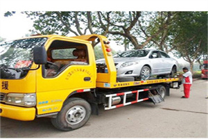 新港路附近24小时汽车拖车服务热线
